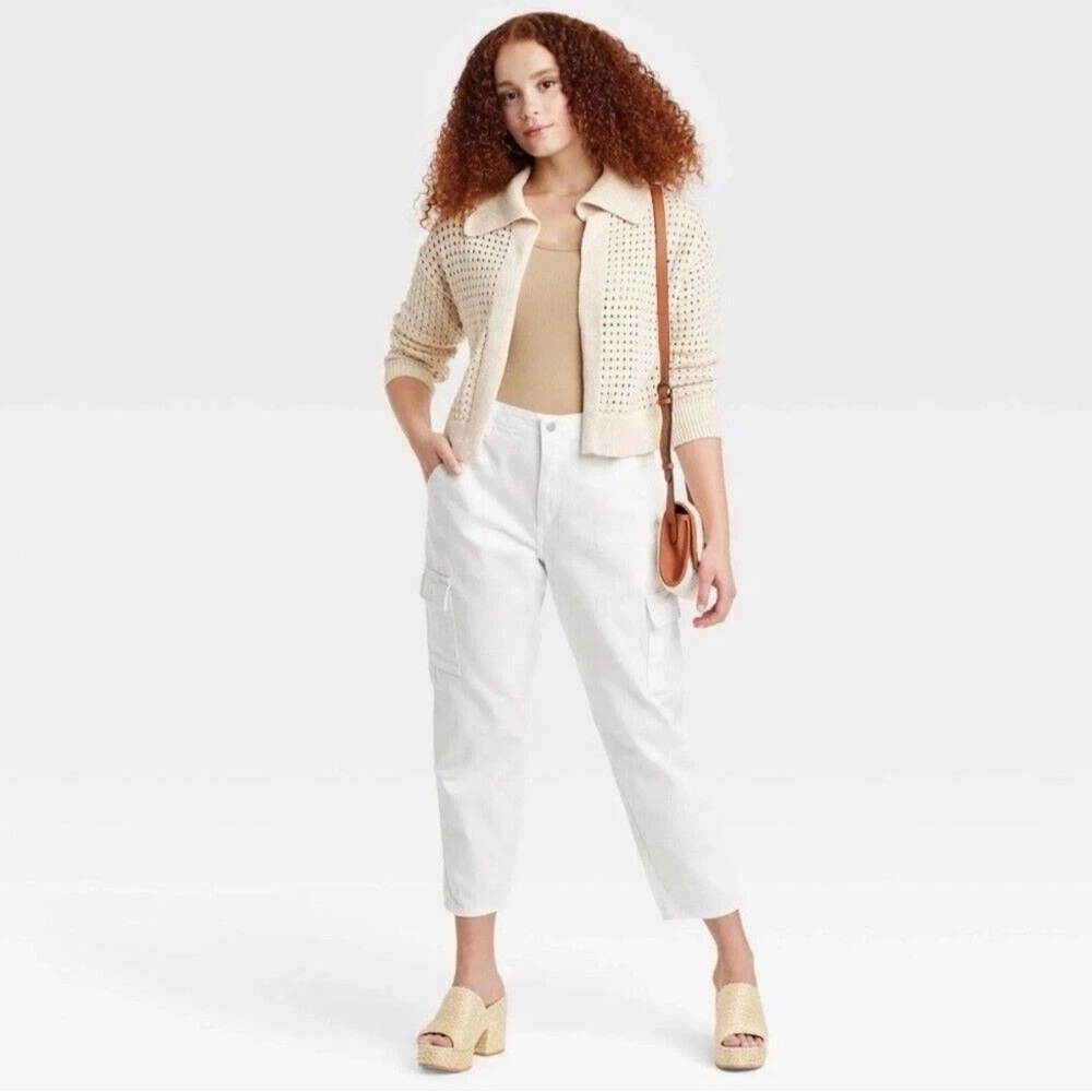 Universal Thread - Women's Mid-Rise Boyfriend Jeans White Size 17